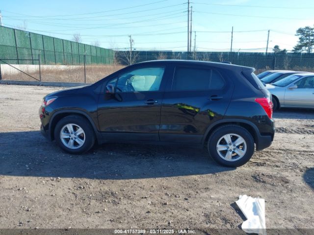 3GNCJKSB8LL134449 Chevrolet Trax Fwd Ls