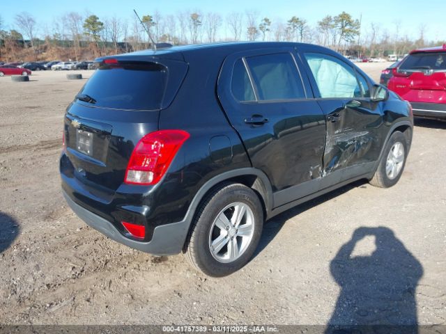 3GNCJKSB8LL134449 Chevrolet Trax Fwd Ls