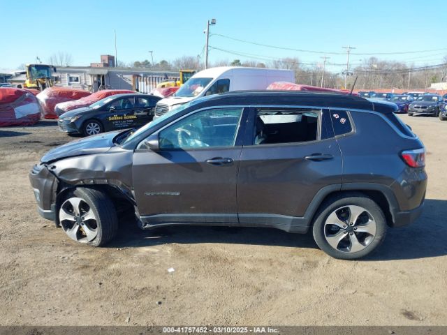 3C4NJDBBXJT326322 Jeep Compass Latitude 4x4