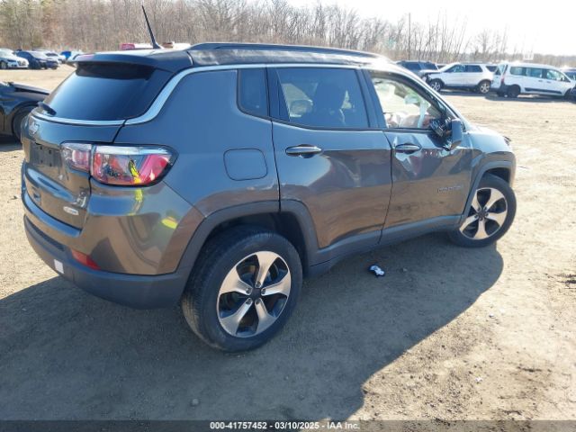 3C4NJDBBXJT326322 Jeep Compass Latitude 4x4