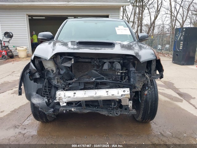 3TMCZ5AN3HM113332 Toyota Tacoma Trd Sport