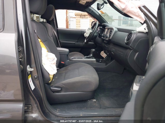 3TMCZ5AN3HM113332 Toyota Tacoma Trd Sport