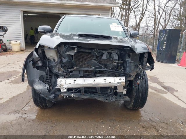 3TMCZ5AN3HM113332 Toyota Tacoma Trd Sport
