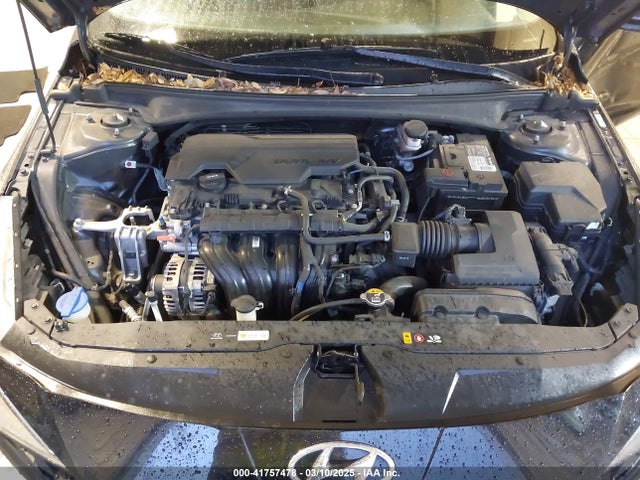KMHLL4AG4MU177085 Hyundai ELANTRA SE