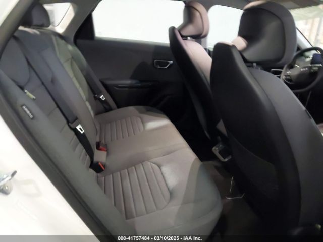 3KPFU4DE0SE008511 KIA K4 Ex