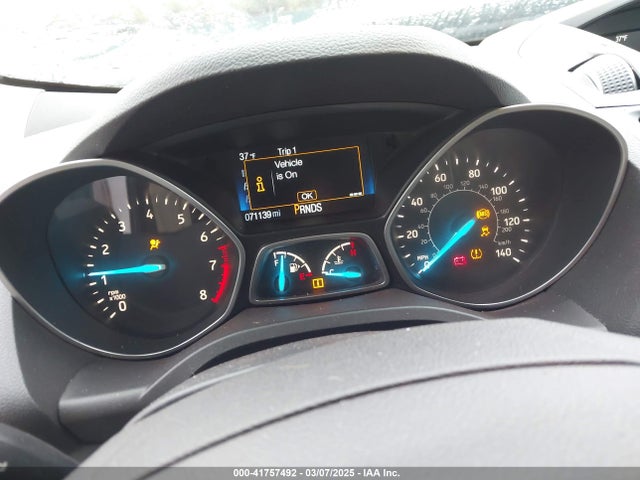 1FMCU9GDXJUB20859 Ford ESCAPE SE