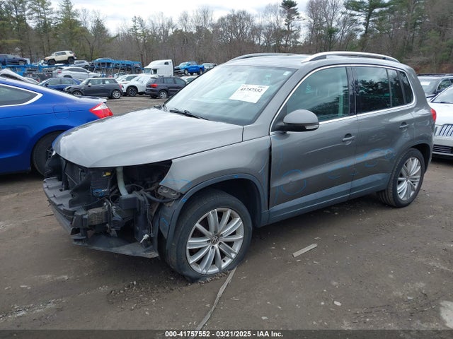 2011 Volkswagen Tiguan Se მანქანა იყიდება აუქციონზე, vin: WVGBV7AX4BW532524, აუქციონის ნომერი: 41757552