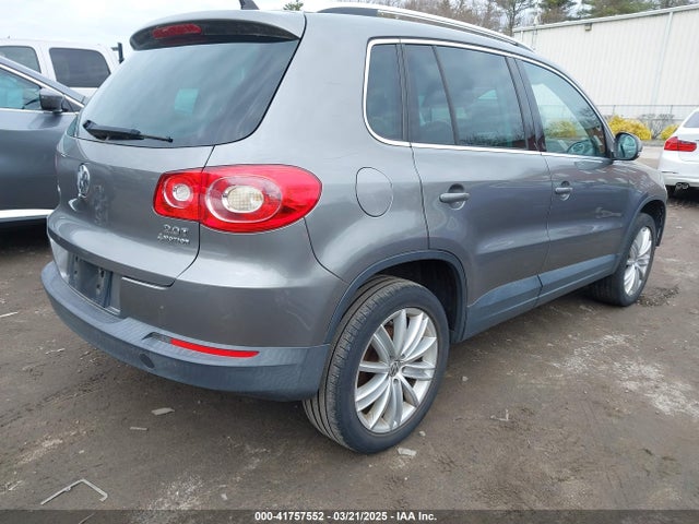 2011 Volkswagen Tiguan Se მანქანა იყიდება აუქციონზე, vin: WVGBV7AX4BW532524, აუქციონის ნომერი: 41757552