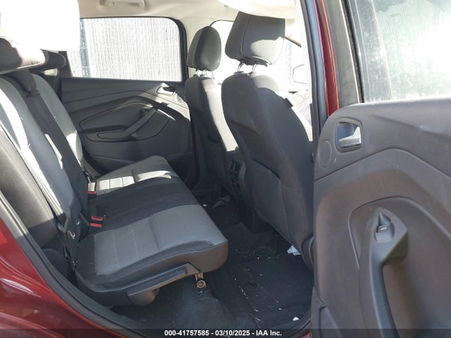 1FMCU9GXXEUD58338 Ford ESCAPE SE