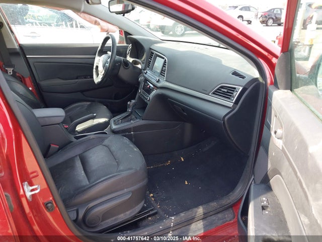 5NPD84LF7HH032556 Hyundai Elantra Limited