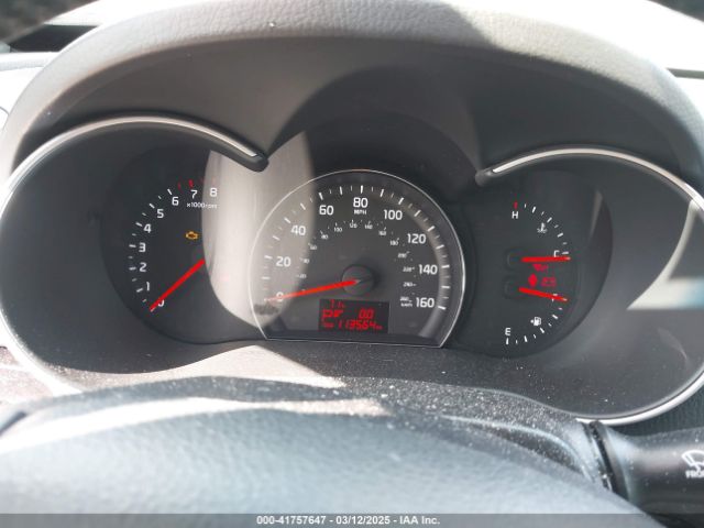 5XYKTCA6XFG559899 KIA SORENTO LX