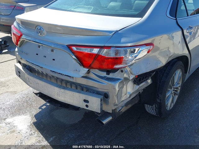 4T1BF1FKXGU130257 Toyota CAMRY SE