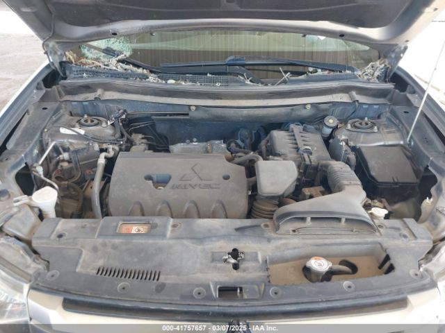 JA4AD3A30FZ013994 Mitsubishi Outlander Se