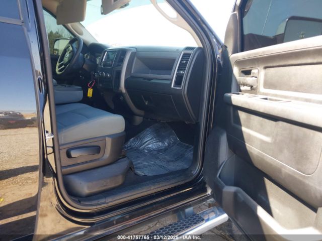 3C6RR6KT2LG224661 RAM 1500 Classic Tradesman