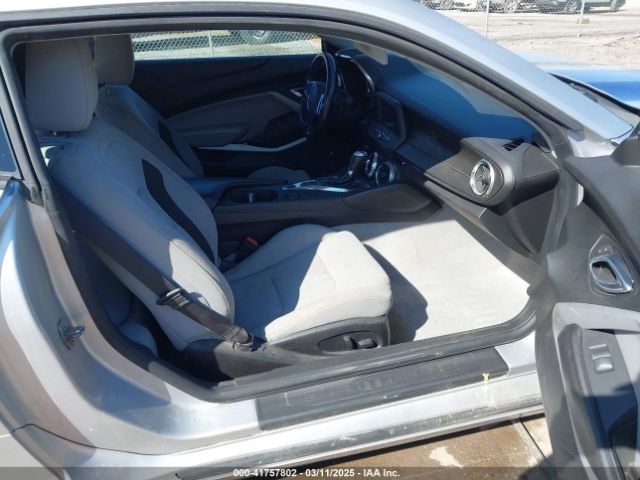 1G1FB1RS3J0149110 Chevrolet Camaro 1lt