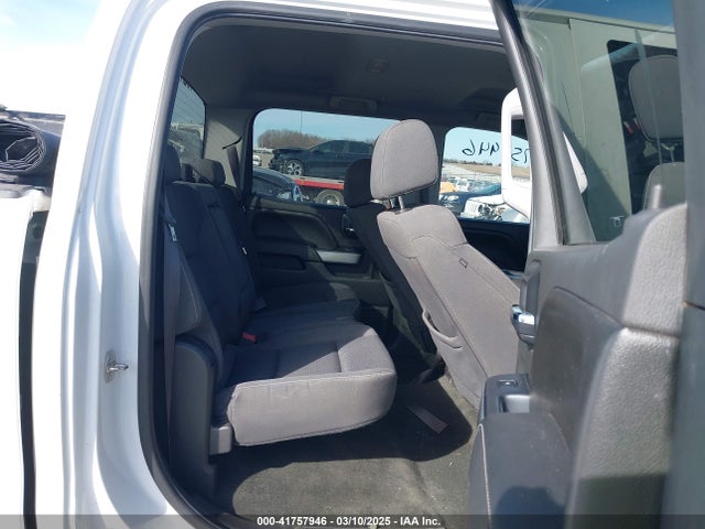 3GCUKREC3GG205899 Chevrolet Silverado 1500 2lt