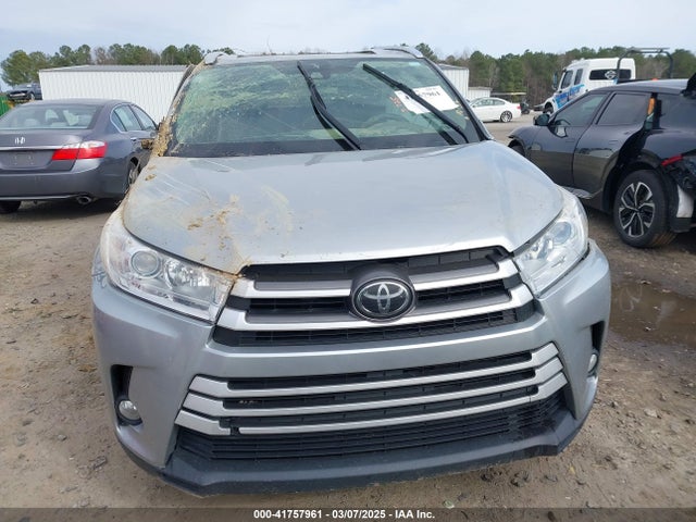 5TDJZRFH9HS372845 Toyota Highlander Xle