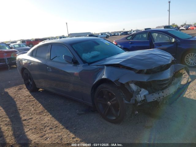 2C3CDXHGXJH114343 Dodge Charger Sxt Plus Rwd