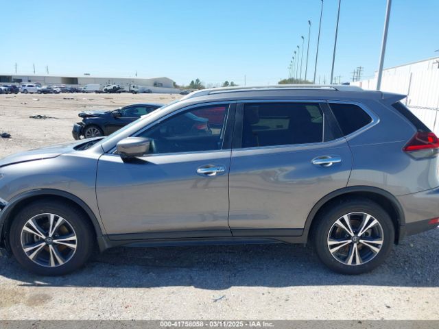 5N1AT2MT7LC713875 Nissan Rogue Sv Fwd