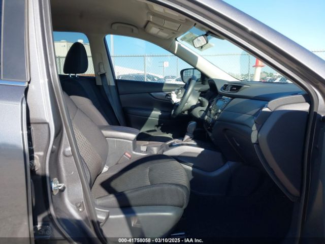 5N1AT2MT7LC713875 Nissan Rogue Sv Fwd