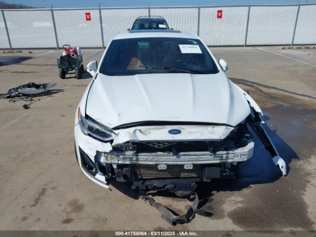 3FA6P0D98KR241506 Ford Fusion Titanium