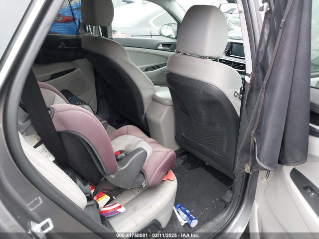 KM8J23A46LU101389 Hyundai TUCSON SE