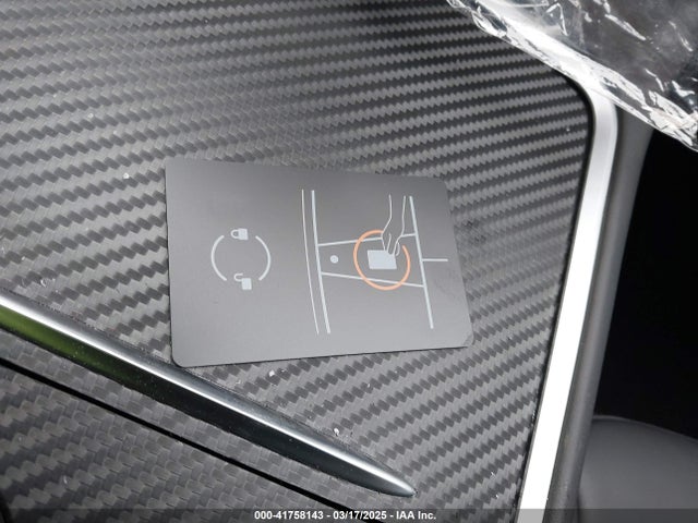 2024 TESLA MODEL Y 7SAYGDED2RF207783 Photo 10
