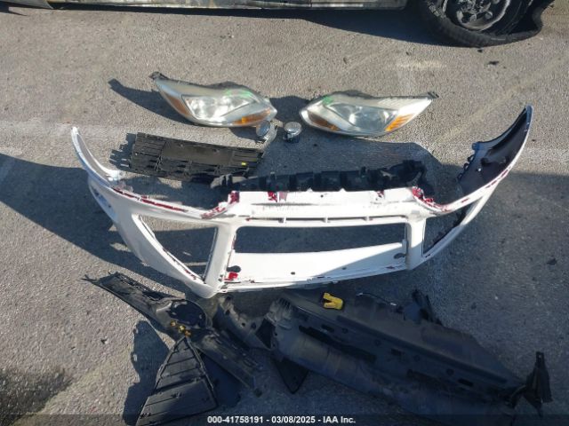 1FADP3N24EL423300 Ford Focus Titanium