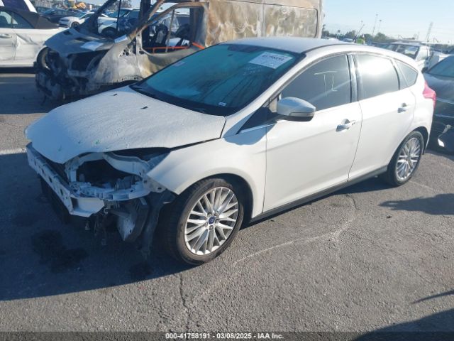 1FADP3N24EL423300 Ford Focus Titanium