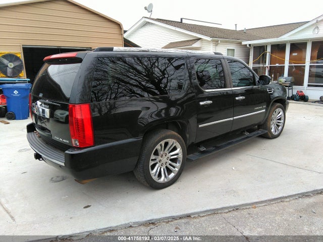 2010 CADILLAC ESCALADE 1GYUKJEF7AR176744 Photo 3