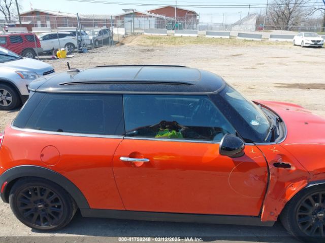 WMWXP5C5XK2H32139 Mini Hardtop Cooper