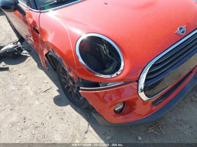 WMWXP5C5XK2H32139 Mini Hardtop Cooper