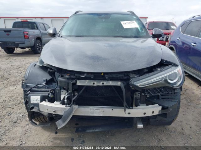 ZASFAKPN3J7B76867 Alfa Romeo Stelvio Sport Awd