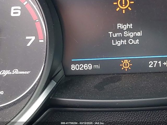 ZASFAKPN3J7B76867 Alfa Romeo Stelvio Sport Awd
