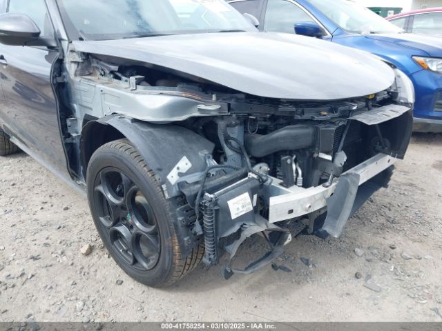 ZASFAKPN3J7B76867 Alfa Romeo Stelvio Sport Awd