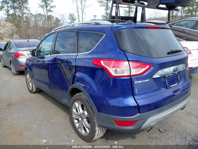 1FMCU9JXXGUA71898 Ford Escape Titanium