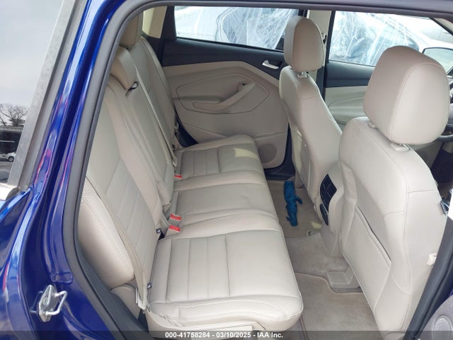 1FMCU9JXXGUA71898 Ford Escape Titanium