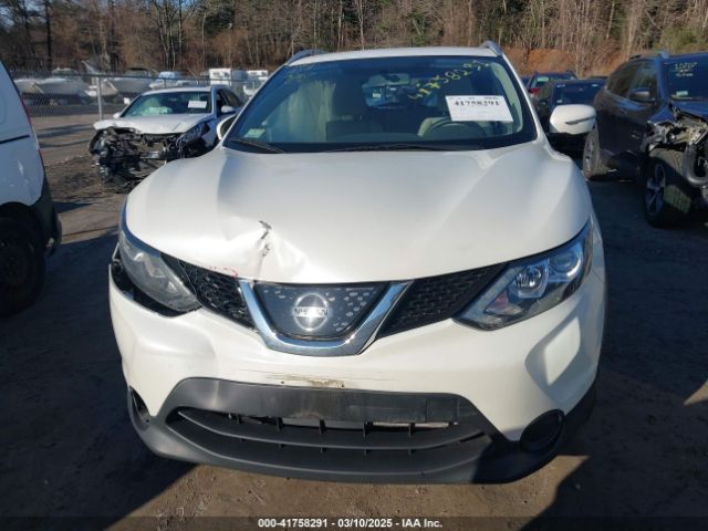 JN1BJ1CRXJW269257 Nissan Rogue Sport Sv