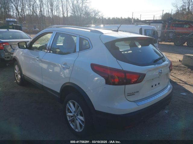 JN1BJ1CRXJW269257 Nissan Rogue Sport Sv