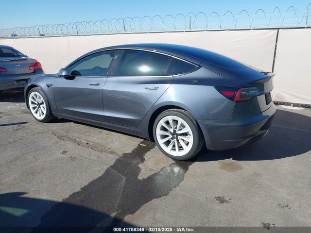 2022 TESLA MODEL 3 5YJ3E1EBXNF293459 Photo 2