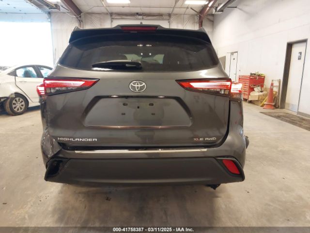 2022 TOYOTA HIGHLANDER 5TDGZRBH8NS576211 Photo 5