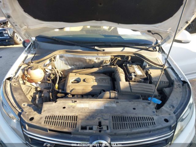 WVGAV3AX1EW040462 Volkswagen Tiguan R-line