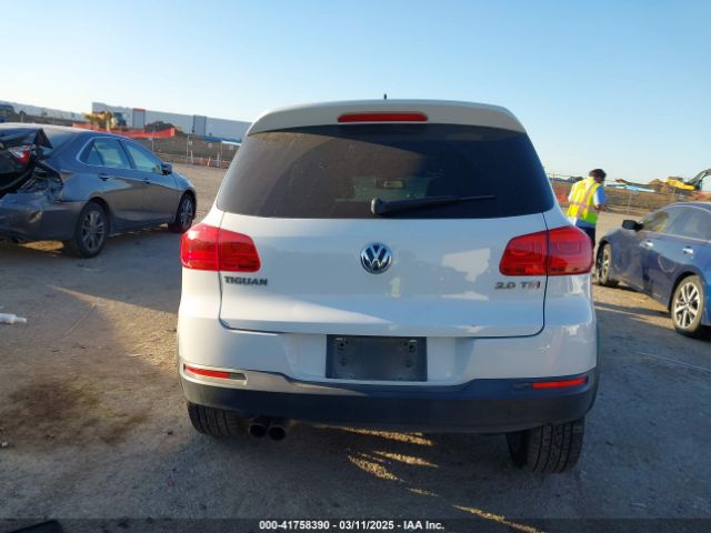 WVGAV3AX1EW040462 Volkswagen Tiguan R-line