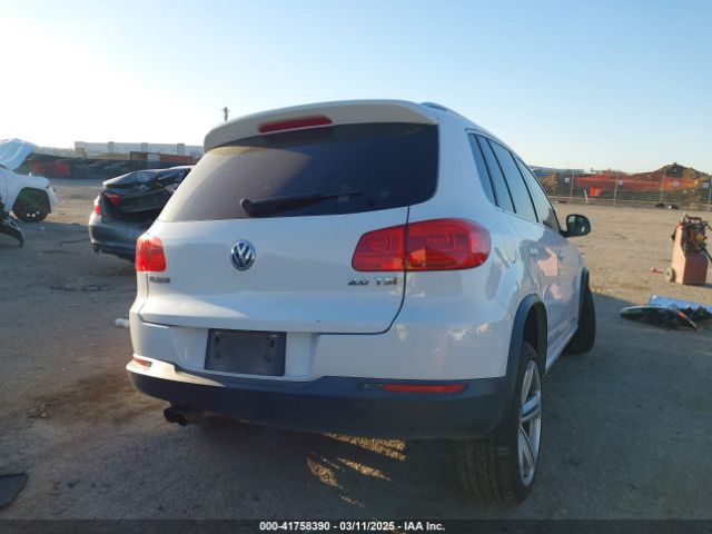 WVGAV3AX1EW040462 Volkswagen Tiguan R-line