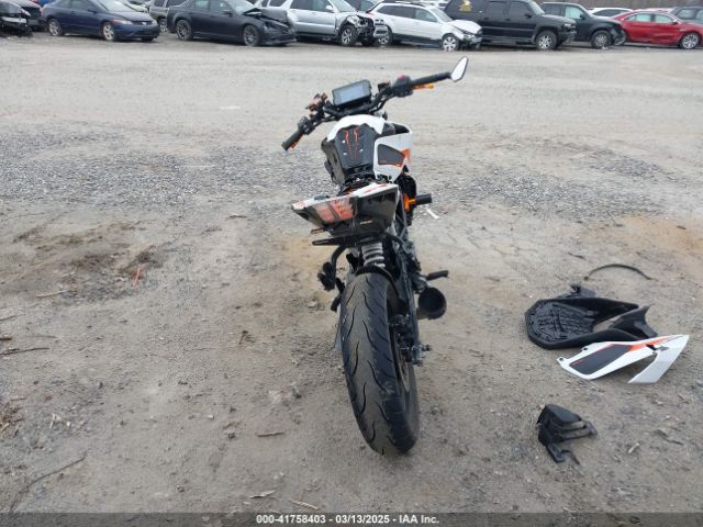 2022 KTM 390 MD2JPJ400NC252749 Photo 5