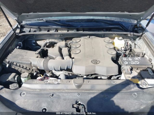 2022 TOYOTA 4RUNNER JTEMU5JR8N6054775 Photo 9