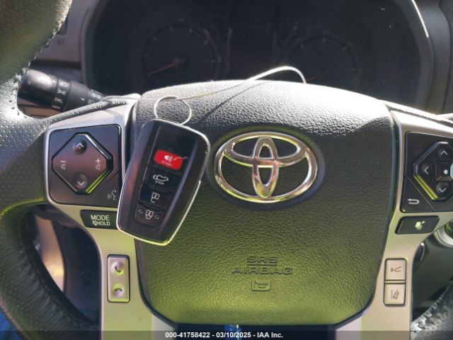 2022 TOYOTA 4RUNNER JTEMU5JR8N6054775 Photo 10