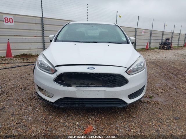 1FADP3F23JL225333 Ford FOCUS SE