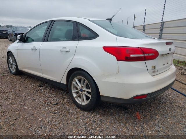 1FADP3F23JL225333 Ford FOCUS SE