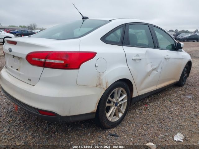 1FADP3F23JL225333 Ford FOCUS SE